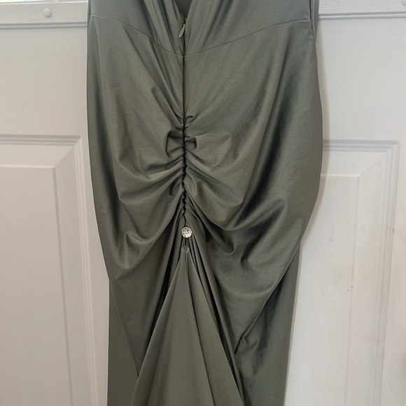 Jessica Angel Gown-Size Small  Color-Sage Green - Picture 6 of 8